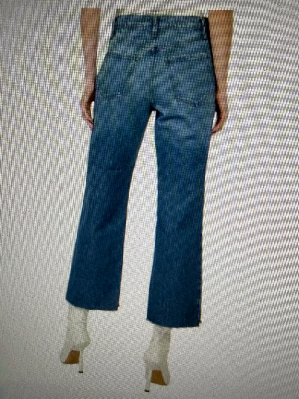 Frame Le Jane Crop Raw Hem Most sought after Jean 32W Best Selling Autumn Ready - Picture 3 of 13